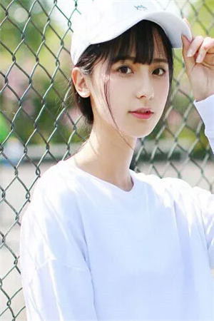 独宠狂妃又掉马甲了-胡子阅读